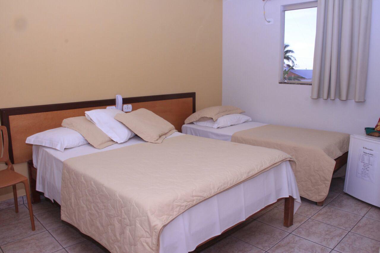 Flip Palace Hotel Buriti Alegre Eksteriør billede