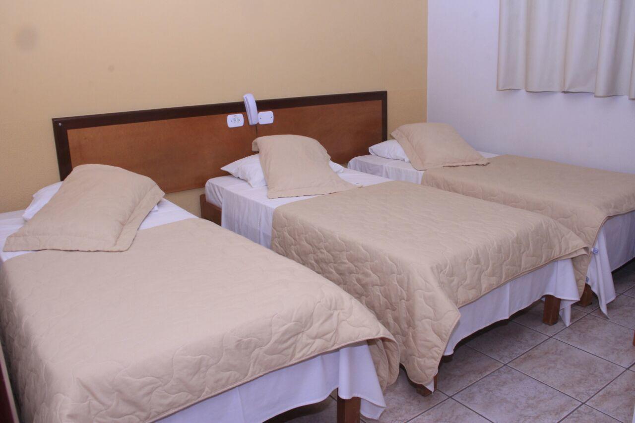 Flip Palace Hotel Buriti Alegre Eksteriør billede